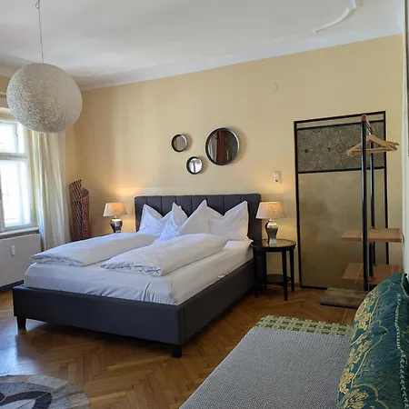 Arte Vida Boutique Guesthouse Apartment *